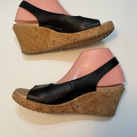 CROCS Black Wedge Sandals Size 9W SB-Y - Picture 7 of 8